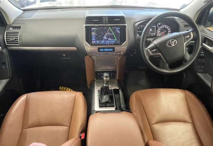 
								Toyota Prado 2022 RHD full									