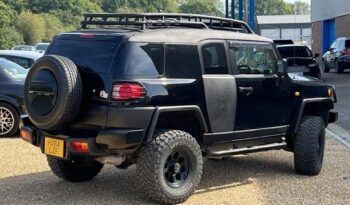 
										Toyota FJ Cruiser 2023 RHD full									