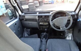 
										NISSAN Clipper Van full									