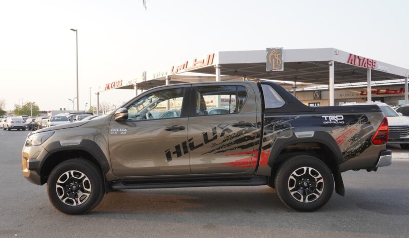 
								TOYOTA HILUX 2020 RHD full									