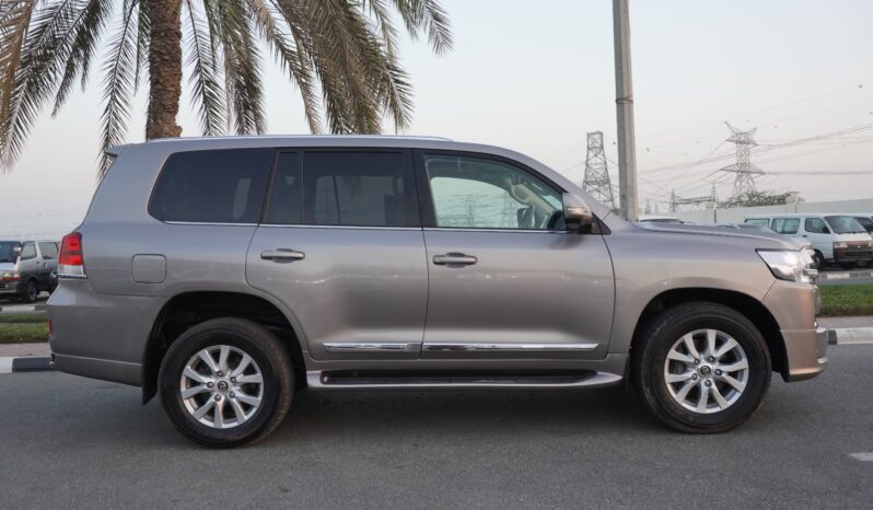 
								TOYOTA LAND CRUISER 2019 RHD full									