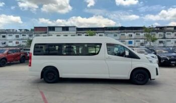 
										TOYOTA HIACE COMMUTER RHD 2024 full									