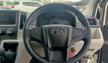 
										TOYOTA HIACE COMMUTER RHD 2024 full									