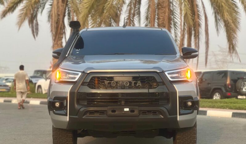 
								Toyota Hilux Pickup Rugged X Model 2018 RHD full									