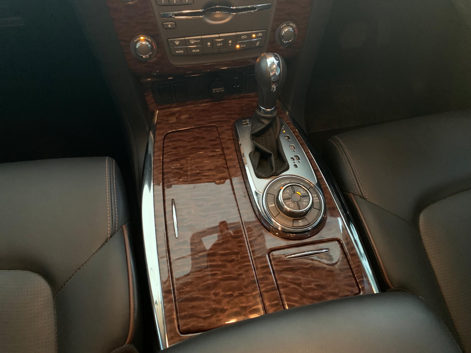 
								NISSAN PATROL 2022 full									