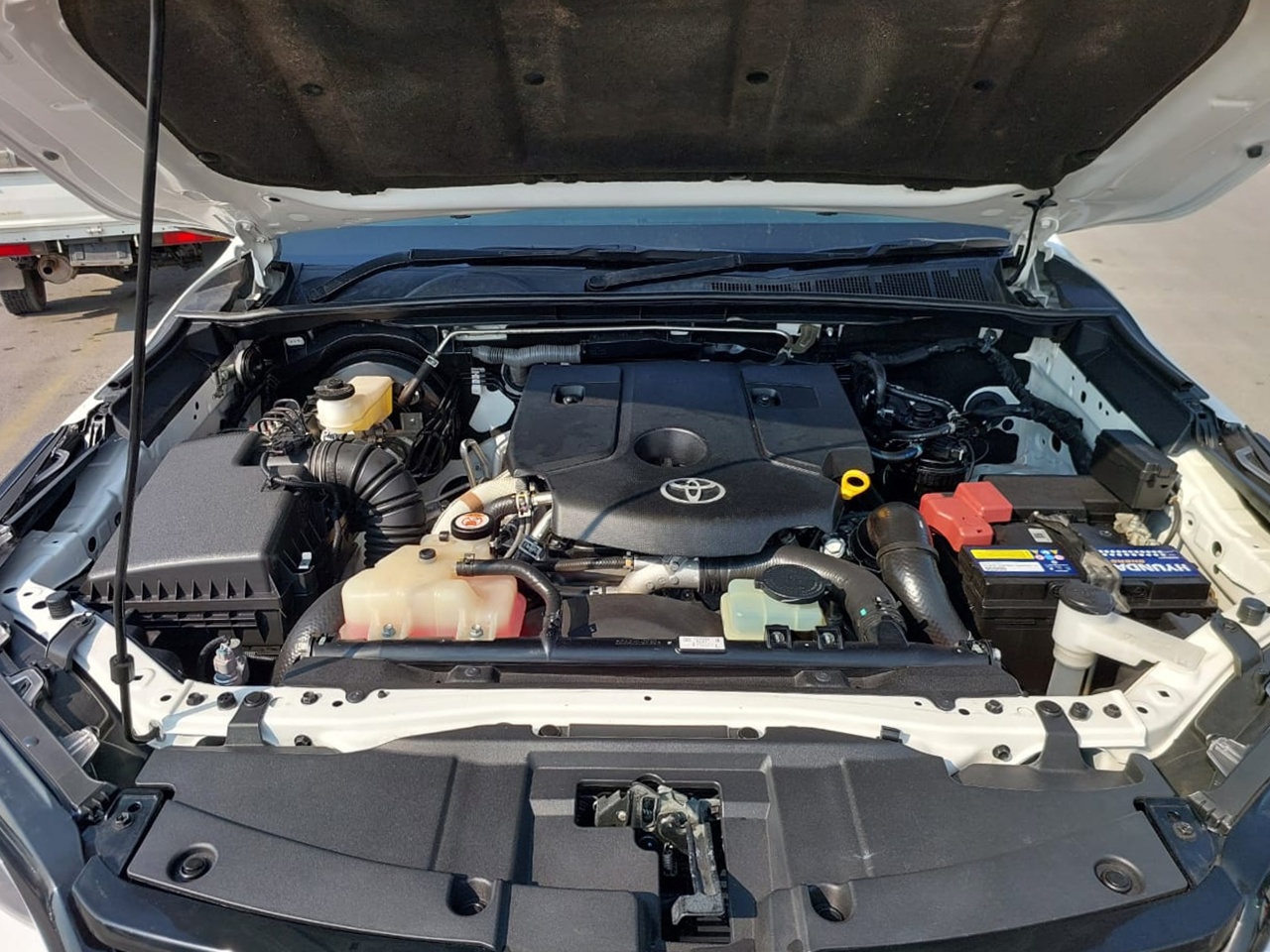 
								Toyota Fortuner 2023 full									