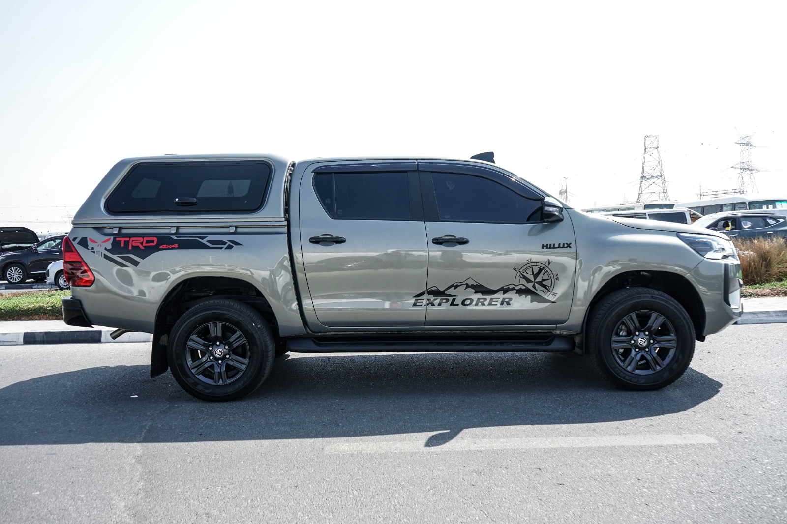 
								Toyota HILUX (CANOPE) 2024 full									