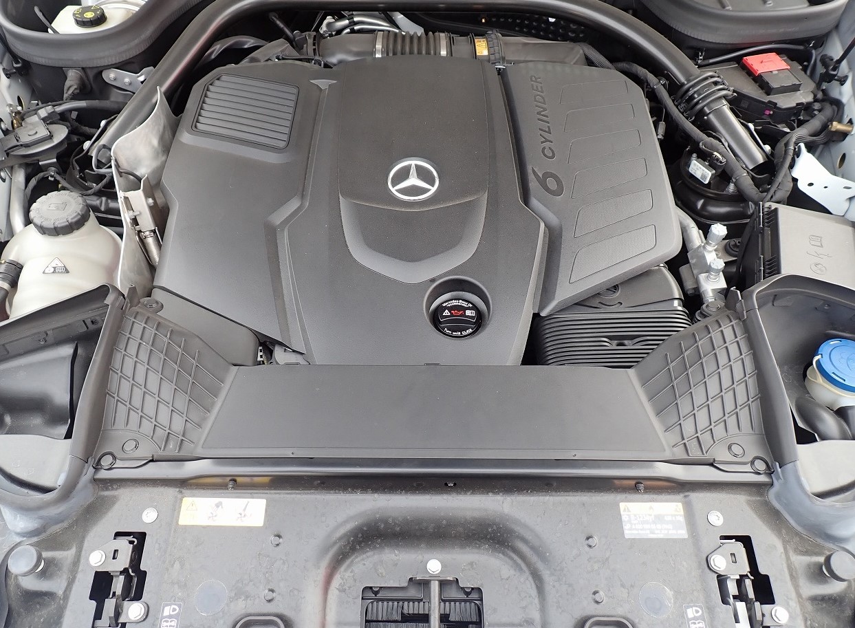 
								Mercedes-Benz G 400 d 2023 RHD full									